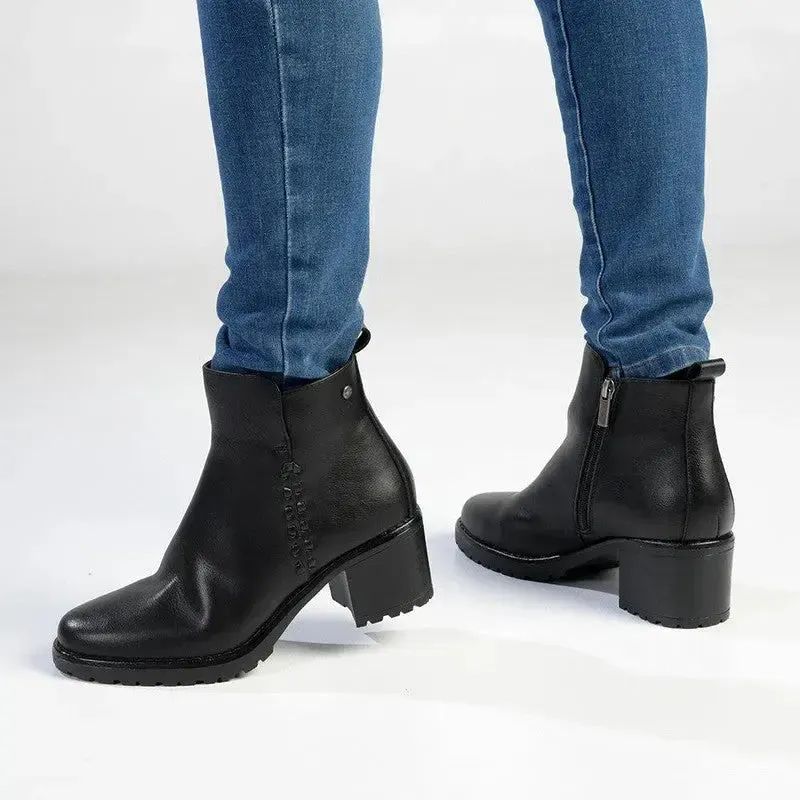 Soft Style by Hush Puppies Becka Ankle Boot - Black - Image 3