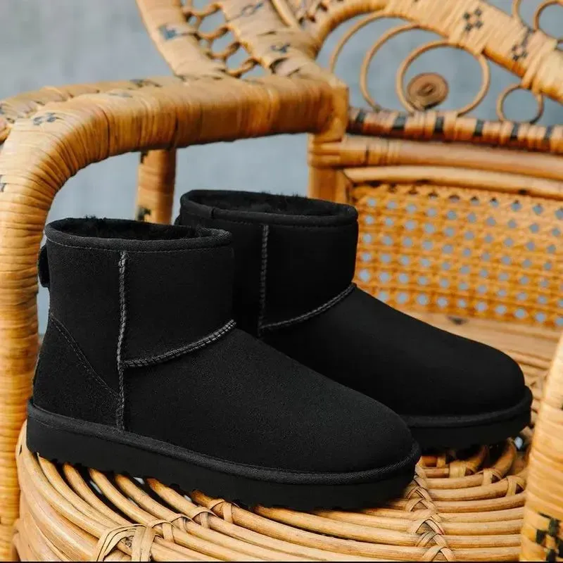 UGG Classic Mini II Boot - Black - Image 3